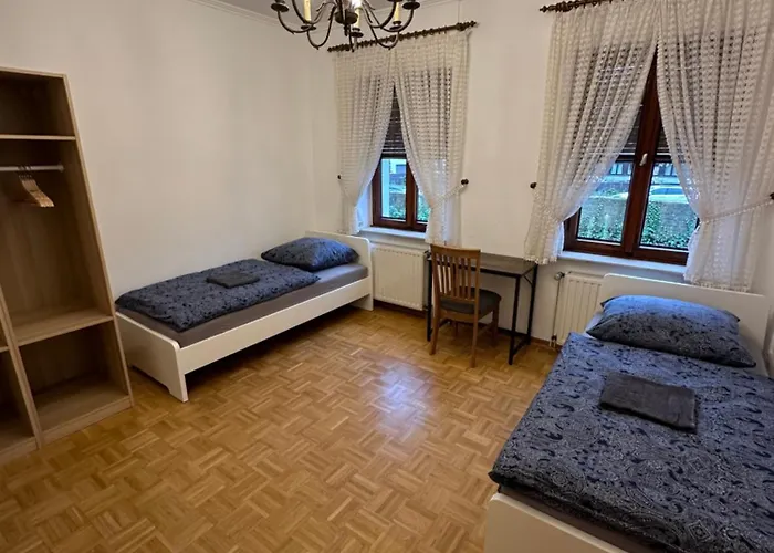 Vi21-vi23 Schoene In Zentrum Lejlighed